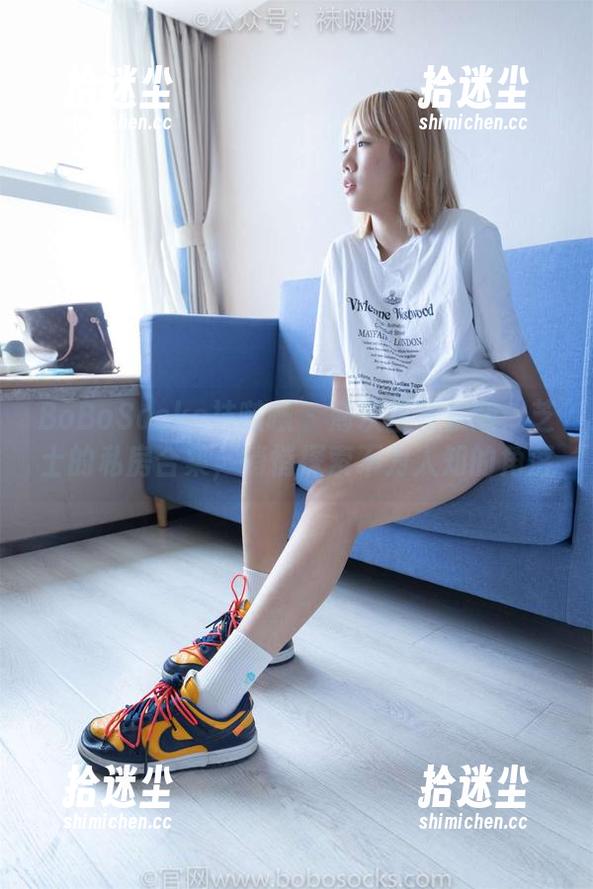 BoBoSocks袜啵啵 - 薄灰丝花絮版：芝士的私房合集，悄悄探索不为人知的角落