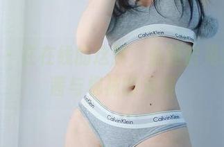 微密圈 – 在在线的这端，偷偷瞥见Cool文茜与棉袜的浪漫