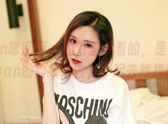 Feilin嗲囡囡 – 图片里藏着的，是史雯Swan的豹纹考古，一起去找找！