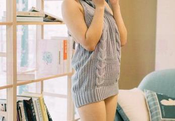 GIRLT果团网 – 周晓唯制服写真集，别说我没分享过，一定要来瞧瞧。