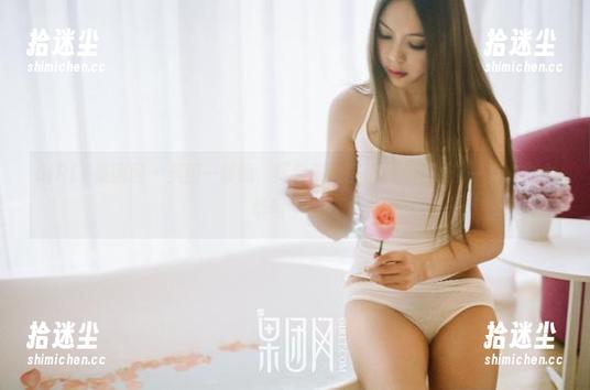 GIRLT果团网 - 美图一转眼，莫雅淇的蕾丝真让我眼前一亮，也太华丽了吧！