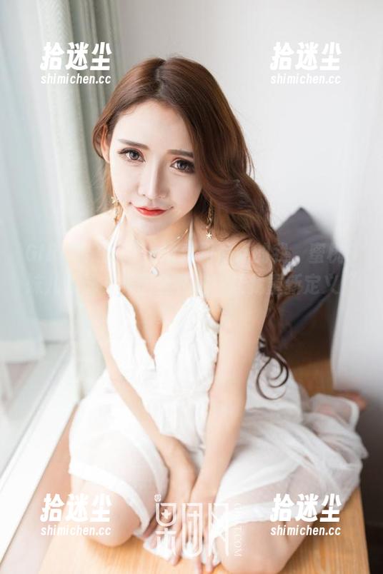 GIRLT果团网 - 没看到泪点的我，蜜桃Q妹儿的泳衣美图全在这！让我重新定义“夏日”。