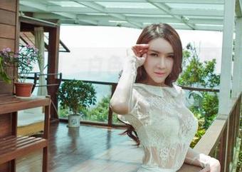 GIRLT果团网 – 白色私拍，陈雅漫的小宇宙发射，美图中的梦幻洒满整个桌面！