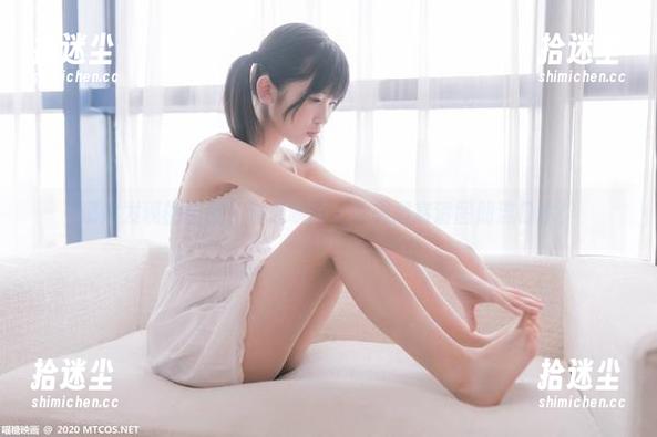 偶然发现的宝藏，喵糖映画个性美眉高清图册流口水！