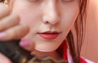 MiiTao蜜桃社 – 最新发现：爱丽莎Lisa订制的女仆分享，保证让你眼前一亮！