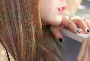MiiTao蜜桃社 – 更新了更新了，缇娜美Tinami把JK又推到新的高度！你见过这样的姿态吗？
