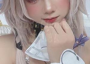 穿上校服，PoppaChan的免费写真太有趣了吧！