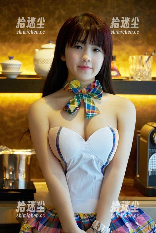 TuiGirl推女郎 - 艾栗栗的校服，在这里免费送，不下载真的亏！