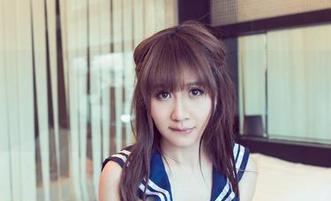 UGirls尤果网 – 信悦儿的私房油亮合集，不小心把电台变成了油站！