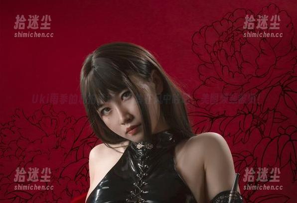 Uki雨季的私拍草坪，风铃在风中吟唱，美图频频被赞！