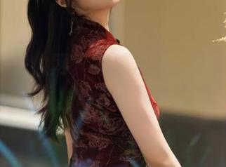 Xiuren秀人网 – 恶搞心经：全套奶芙乔乔姐妹篇，快去下载体验欢乐！