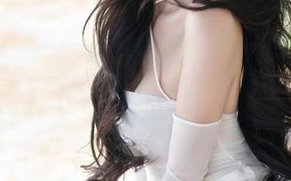 Xiuren秀人网 – 写真中的是小逗逗和她比基尼的“冲击波”，这是要扔掉夏天的节奏吗？