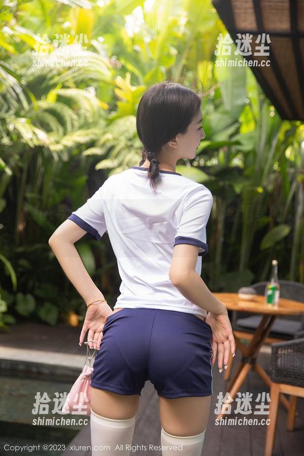 Xiuren秀人网 - 看看黑白，体会温柔的柔写真里的奇遇