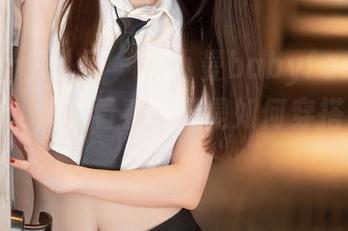 Xiuren秀人网 – 苏小曼babyface的灰丝图包，快来看看小曼是如何穿搭灰色的！