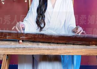 Xiuren秀人网 – 无圣光、温柔如蕊蕊ruirui，照片里的柔光像是一场无声的谈话，让每个像素都在呢喃。