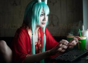 每次看到一米八的大梨子白裙的写真，内心都在默默问：这是哪个仙女下凡？精选不精选的！