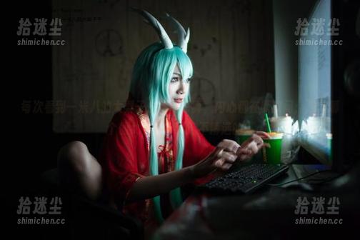 每次看到一米八的大梨子白裙的写真，内心都在默默问：这是哪个仙女下凡？精选不精选的！