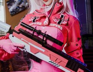 仙女月cos的NIKKE胜利女神爱丽丝，图集里满满都是只属于我的美丽。