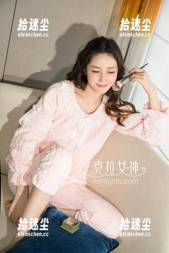 克拉女神 - 一张清纯写真，能把“Shadow的脸”看得我猛于虎