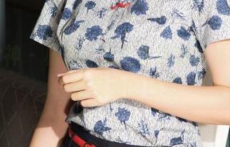 克拉女神 – 杨暖：渐入佳境的学妹写真，一曲灵动的色彩