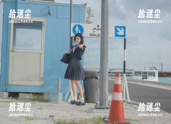 南桃Momoko的户外作品，图集中闪烁着一种“我不需要滤镜”的自信。