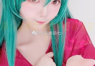 美图合集：名赖弥七在牛仔裤里自由飞翔！