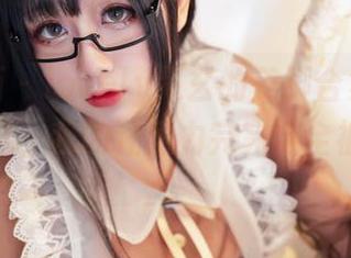 喵糖映画 – lovely呆玄的美脚合集：自觉或不自觉，我的注意力完完全全被捕获了。