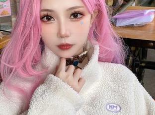 跟着大肉丸Amiee的摄像头，逐帧体会：原来芭芭拉也是个‘吃瓜群众’！