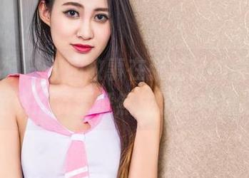 头条女神 – 校园故事在张蓝欣的镜头下，免费的资源俨然成了一种流行