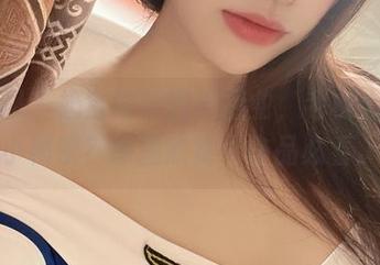 微密圈 – 奶宝妹纸露出副业，老板心中的小秘密？原图欣赏，作品必看。