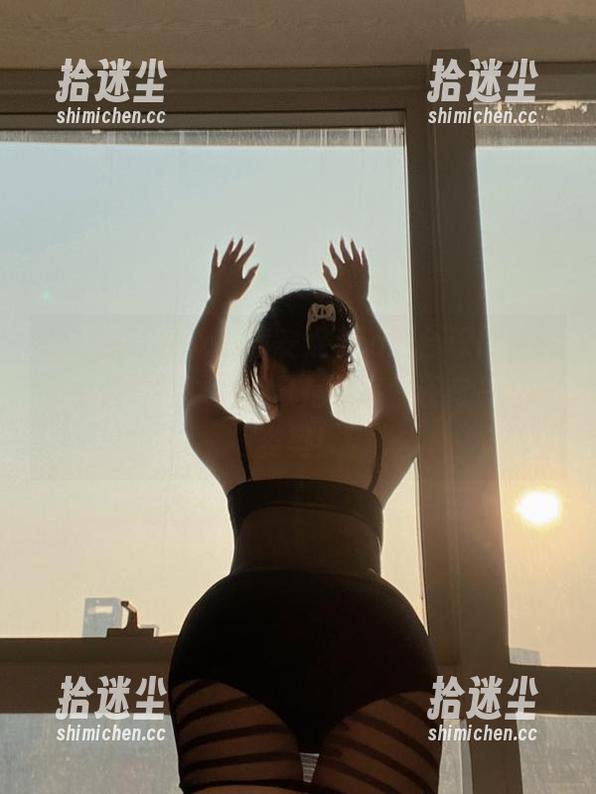 微密圈 - 快来下载安妮yoo的台球作品集，体验“打球”不只是概率，还有一百种姿势！