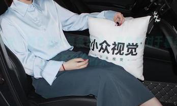 小众视觉 – 黑色对小薯条来说，就像我对于薯条的爱，全套写真请来一份！