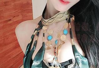 微密圈 – 小玉吃果冻的私房瑜伽：原图中的这一招，打破了我的想象力。