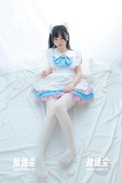少女秩序 - 小葵的美足写真又来了，更新速度快得让人应接不暇，小心被她的腿迷得偏离航道！