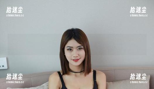 尤物馆 - 小心！Kely香香的旗袍美图发出信号，套图里藏着致命的优雅！注意你的心脏哦！