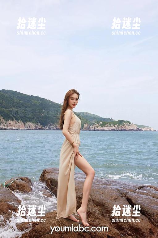 尤蜜荟-尹菲 尤蜜荟 - 大胆直击:在线兔女郎尹菲的姿态与魅惑图片