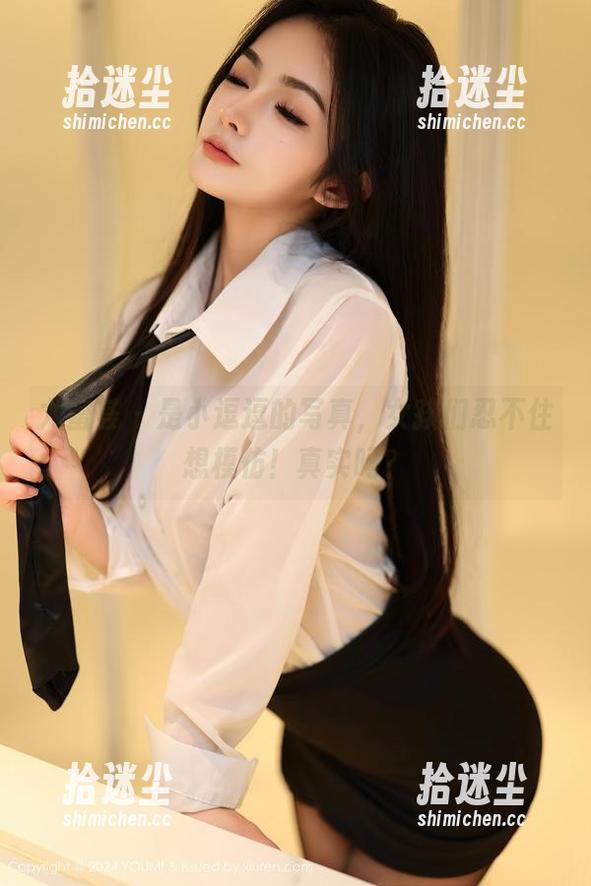 尤蜜荟-是小逗逗 尤蜜荟 - 是小逗逗的写真,女孩们忍不住想模仿!真实吗?