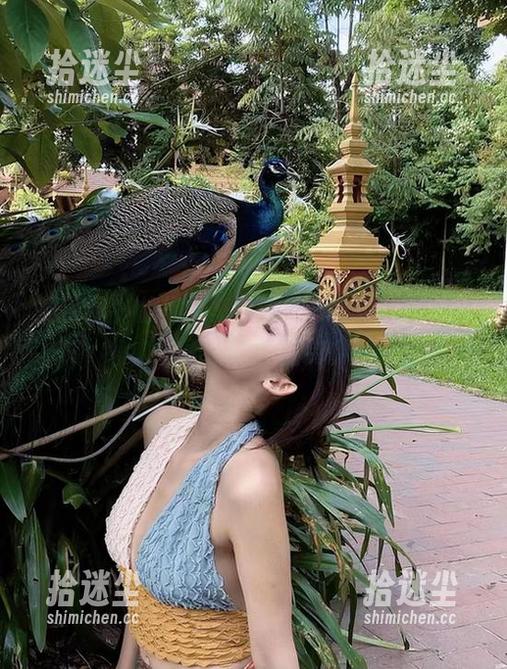 微密圈 - 旗袍全集，就是阿朱啊的裙摆在你面前轻轻摇曳。