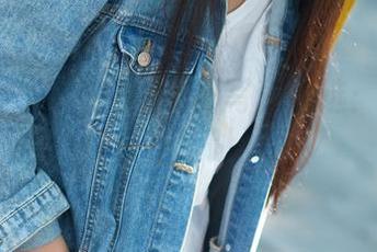 推女郎 – 一波杨伊美脚写真精选：怕是要晕倒在脚趾间了