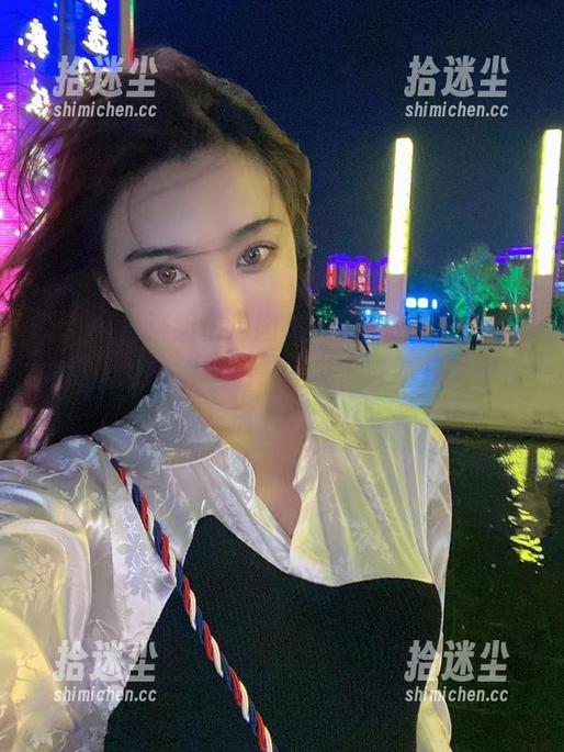 微密圈 - 这组精选图片，林子喵Lynne穿体操服，难得一见，再说，谁不是为了那一抹活力呢？