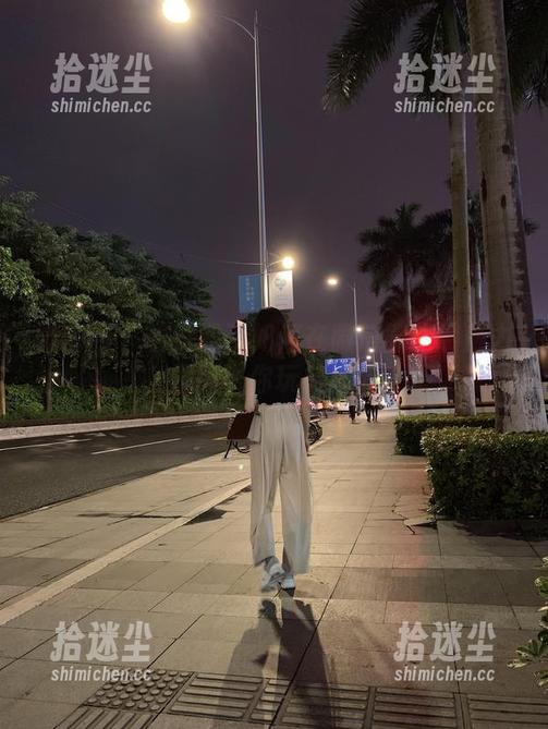 微密圈 - 看桃脱了如何在微信圈施展魅力，原图带你玩转细节！