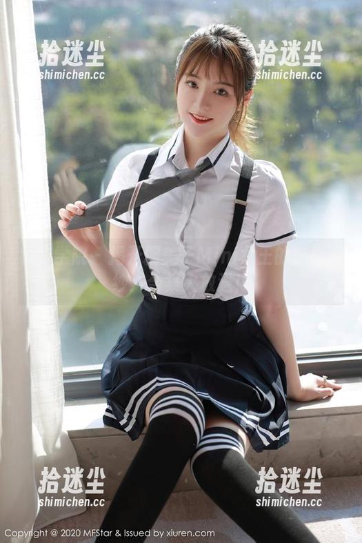 模范学院 - 揭开糯美子Mini女王的时尚面纱：合集大放送！