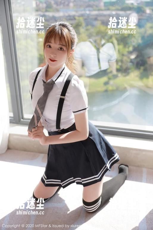 模范学院 - 不爱比基尼的人真没见过萌琪琪Irene的这组图库，下载之际不如先深吸一口气？