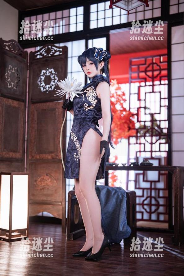 樱井宁宁的空姐图包：飞上天的美丽，但航班常常延误！