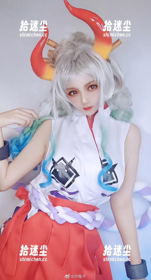 汐兔子全集览：黑白的可爱，就像没睡醒的我