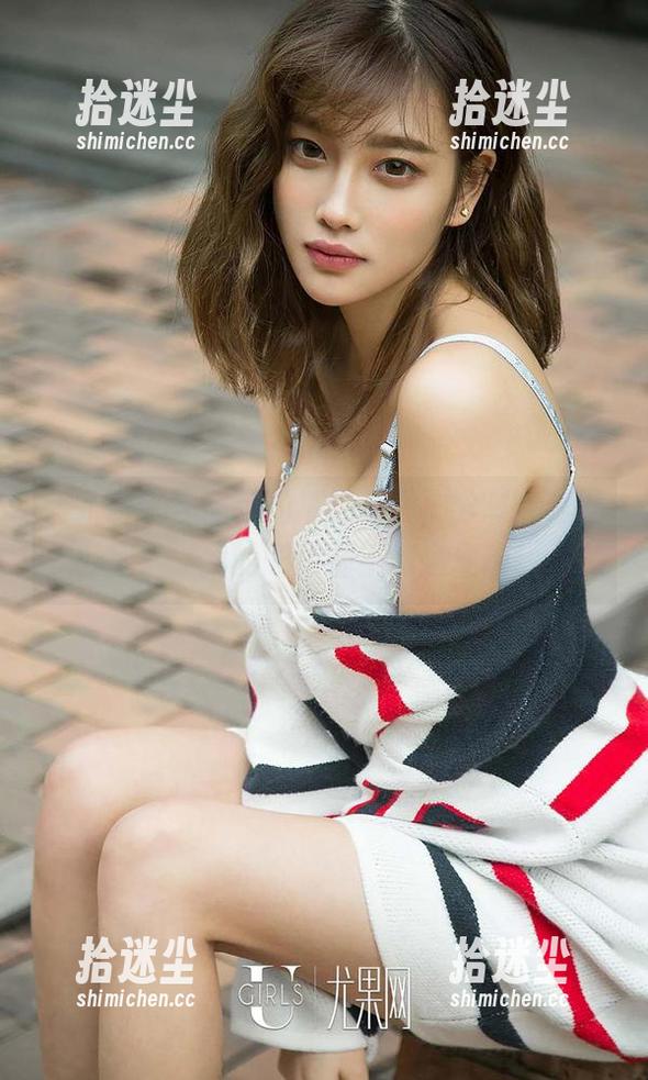 爱尤物 - 李丽莎的清纯写真，分享纯净的视角，我的眼睛都不敢随便看！