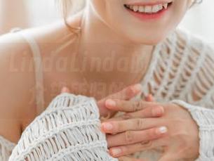 爱蜜社 – LindaLinda的浴室高清套图：众望所归的水蒸气
