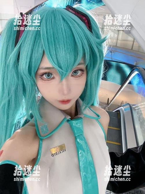 狐玖玖校服的温故知新：绝妙的写真集分享时光！