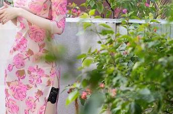 秀人网 – 乔一一自带光环，白裙套图只需下载！谁还不是个小仙女呢？