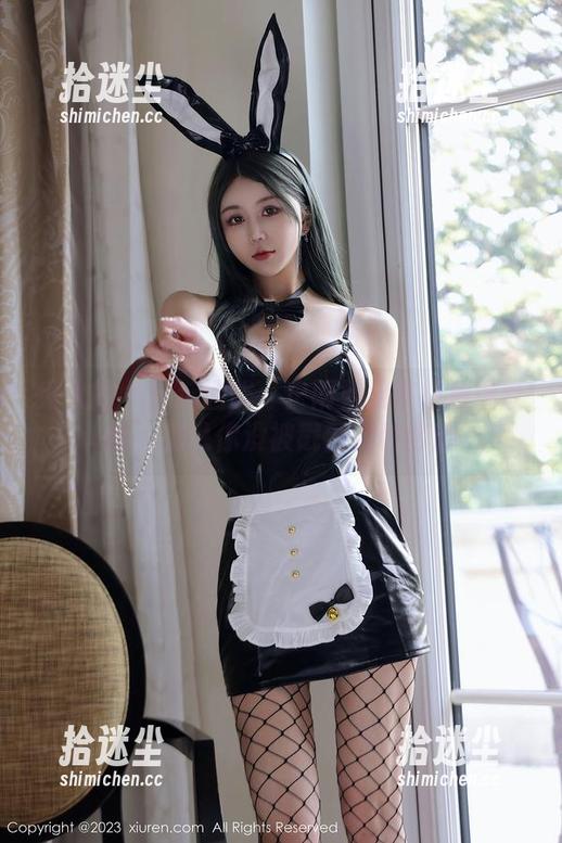 秀人网 - 精选回眸：史雨姐姐在白色中乱舞，别说你没被戳到哪种腔感